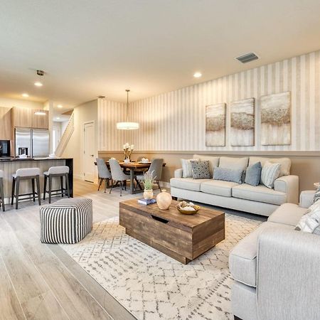 Modern Home With Private Pool Near Disneyオーランド エクステリア 写真