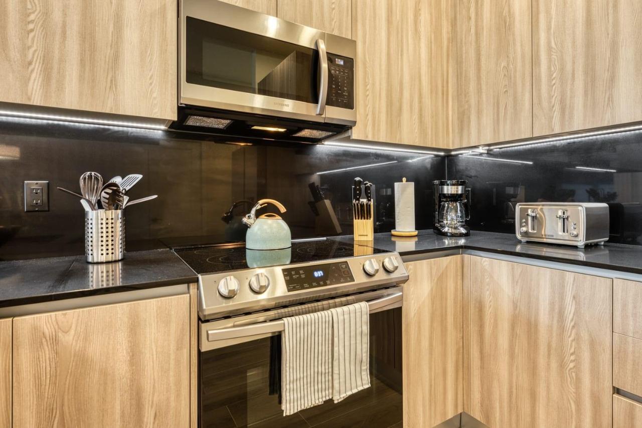 Modern Home With Private Pool Near Disneyオーランド エクステリア 写真