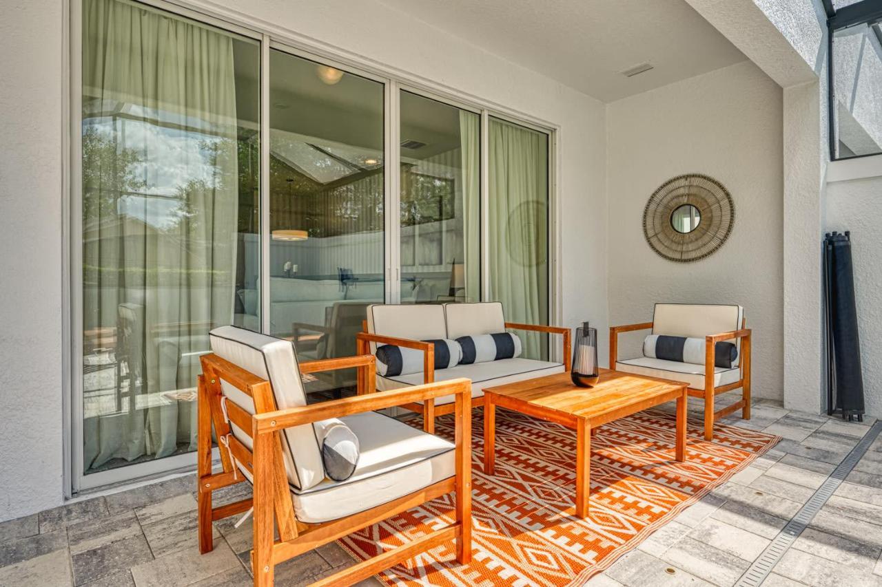 Modern Home With Private Pool Near Disneyオーランド エクステリア 写真