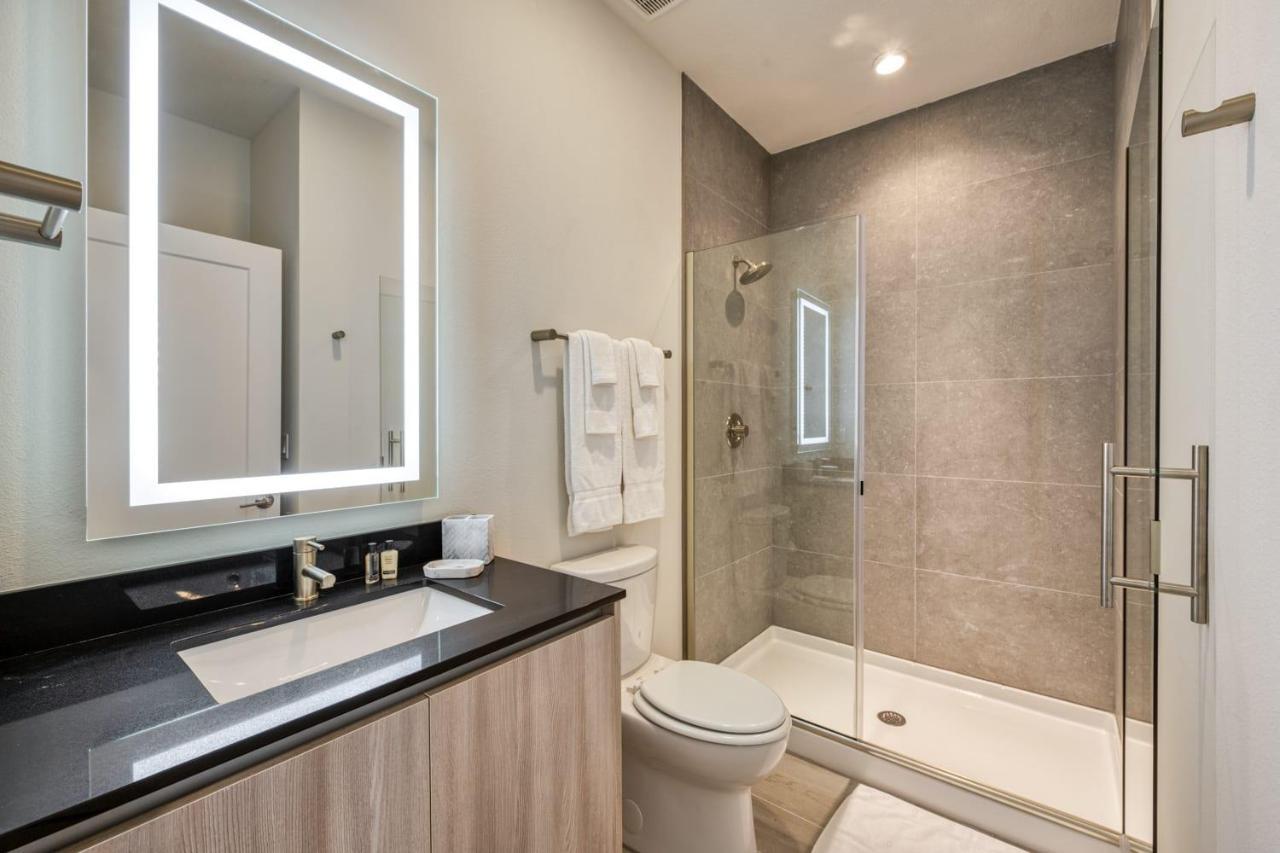 Modern Home With Private Pool Near Disneyオーランド エクステリア 写真